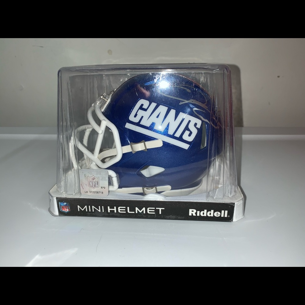 Signed NY Giants mini helmet